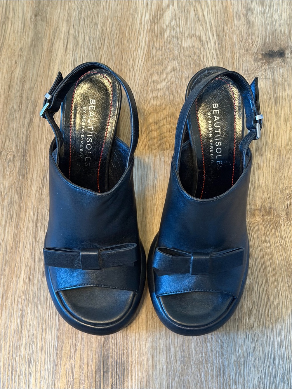 New Beautiisoles Black Chunky Heel Size 7